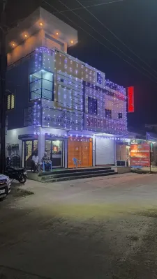 Hotel Shivalay Palace,Maheshwar Hotel in zona Rajarajeshwara Temple