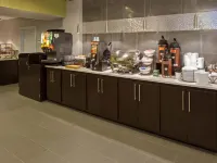 La Quinta Inn & Suites by Wyndham Lebanon - breakfast