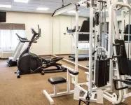 Sleep Inn & Suites - Gym