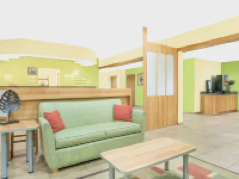 Microtel Inn & Suites by Wyndham Tuscumbia/Muscle Shoals Hotels in Colbert County