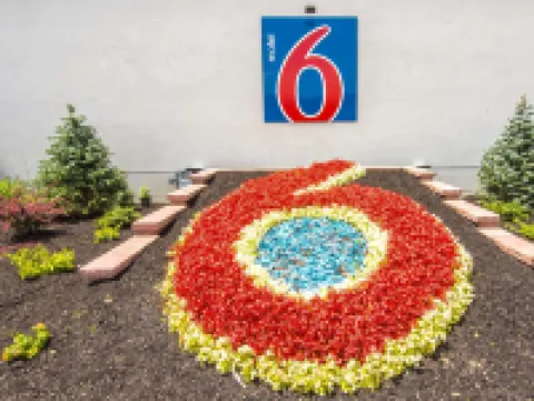 Motel 6 Glassboro, NJ - Rowan University グロスターのホテル