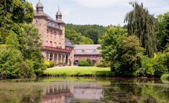 Montana Landhotel Gummersbach-Nord - Housity