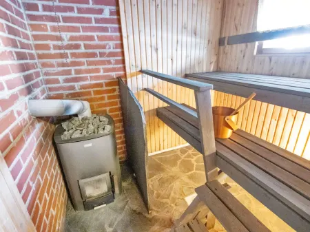 Harvana Отели рядом с достопримечательностью «Snow Village»