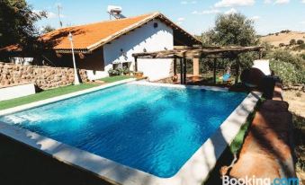 3 Bedrooms Villa with Private Pool Enclosed Garden and Wifi at Monesterio