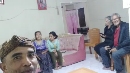 Karleta Homestay Отели в г. Manggarai Regency