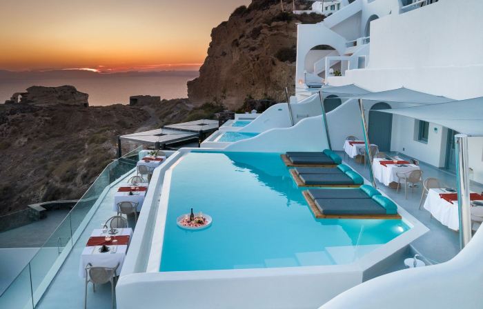 Maregio Suites