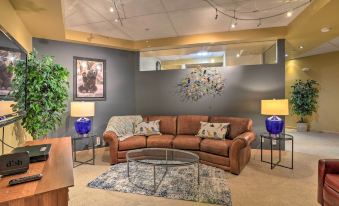 Idyllic Dtwn Anchorage Condo w/ Fireplace!