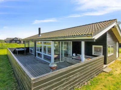 "Heidy" - 450m from the Sea
