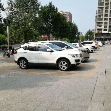 Lavande Hotel (Yishui Wande Plaza)