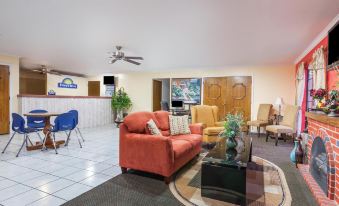 Days Inn by Wyndham Canton