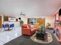 Days Inn by Wyndham Canton