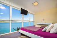 Luxury at Villa Cama - Your Dream Vacation Rental! Hotels in Općina Posedarje