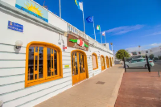 아파르타멘토스 코로나 마르