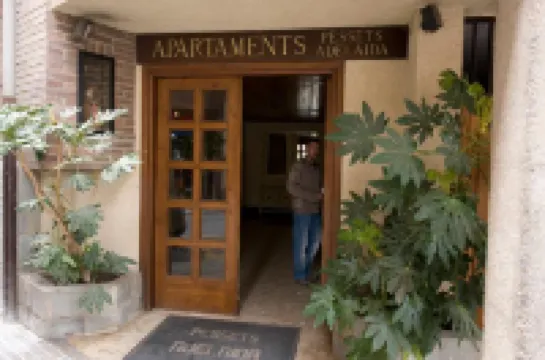 Apartamentos Pessets Adelaida
