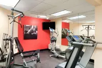 Country Inn & Suites by Radisson, Cedar Rapids Airport, IA - Gym