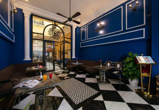 1. 리틀 참 하노이..