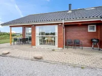 "Cristine" - 400m from the Sea Hotels in Harboor