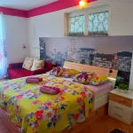 Pretty Apartment with Terrace, Island Rab