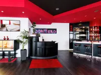 โรงแรมดอร์เมโร สนามบินเดรสเดิน - ที่มีบาร์
