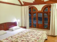 Aqua Jumbo Houseboat