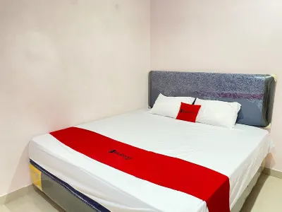 RedDoorz @ Homestay Madu Makassar Hoteles en Mariso