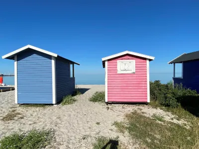 Höllviksnäs möten mat logi Hotels near Ljungskogens och Ljunghusens strandbad