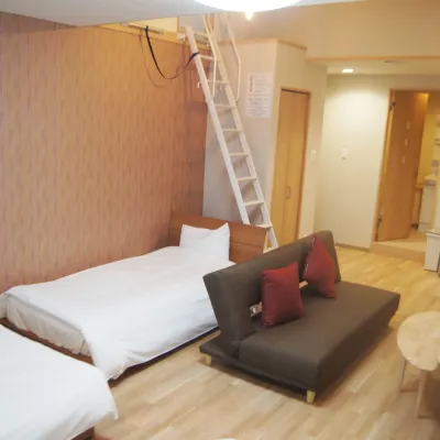 Guest House Laule'a Tennoji Hotel dekat Stasiun Deto