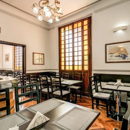 Flom Boutique Hotel