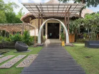 Mara River Safari Lodge Bali Klungkung Temple 주변 호텔