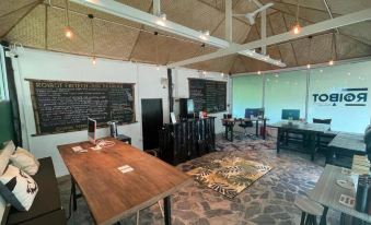 Shiralea Backpackers Resort