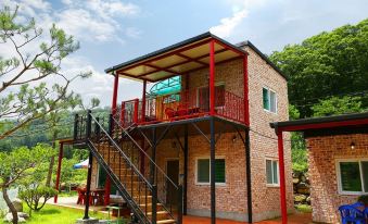 Yangpyeong Jannamuhyanggi Pension