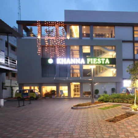 Khanna Fiesta