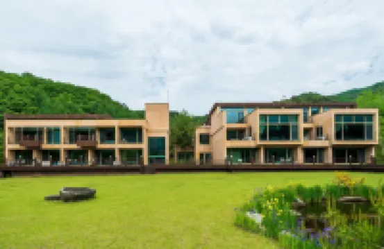 雨果海姆度假屋 鄰近平昌站的酒店