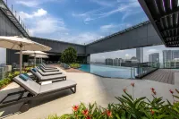 Crowne Plaza KUALA LUMPUR CITY CENTRE by IHG - Rooftop Pools