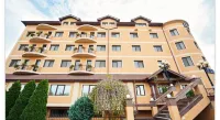 Hotel Coandi Hotels near Arad station