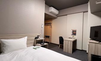 Hotel Route-Inn Nagaoka Ekimae