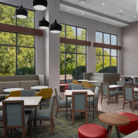 Hampton Inn & Suites Grand Rapids-Airport 28th Street