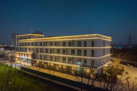 All Seasons Hotel (Nanjing Niushoushan Jiyin Avenue Subway Station) Отели рядом с достопримечательностью «Jinling Xiaocheng»