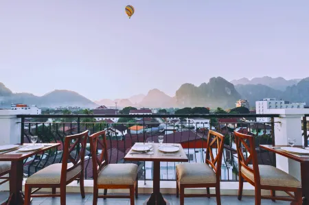 Oudomsin Vang Vieng Hotel
