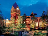 Hilton Grand Vacations Club Whistler Hotels near Glacier Express