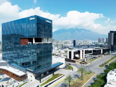 Hilton Monterrey Valle Các khách sạn gần Templo del Sagrado Corazón