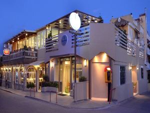 Planos Beach Hotel 海灘酒店