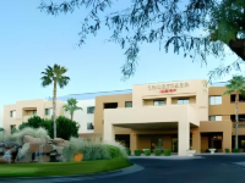 Courtyard Scottsdale North Hotele w: Desert View