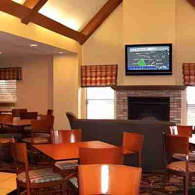 Residence Inn Canton Dining/Meeting Rooms