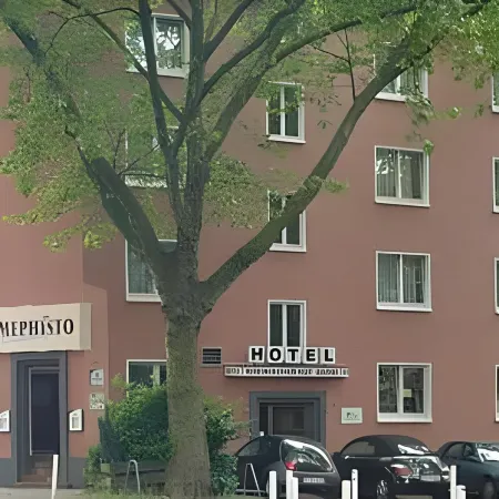 Stadt-Gut-Hotel Rheinischer Hof