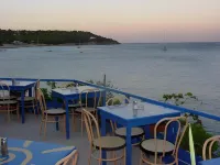 Hotel Karyatides Hotels in Agia Marina