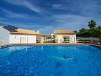 Monte Novo Hotels in Paderne