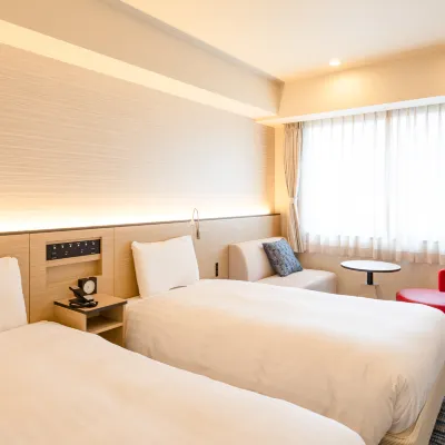 Comfort Inn Kyoto Shijokarasuma Hotels near Kyoto Art Center