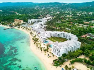 Top 3 Four-Star Hotels in Saint Ann