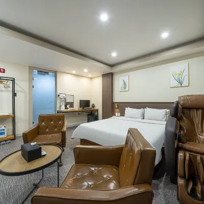 โรงแรมยาจา จีชอน สเตชั่น โรงแรมใกล้ศาลากลางเมืองเจชอน